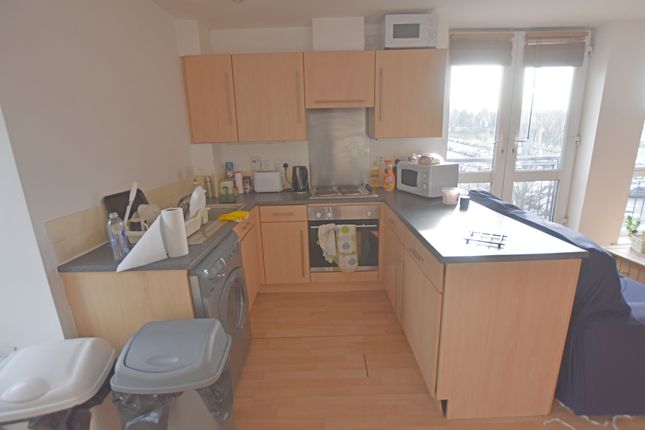Flat to rent in Russell Road, Nottingham