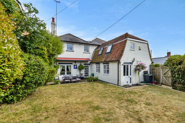 Detached house to rent in The Street, Mereworth, Maidstone