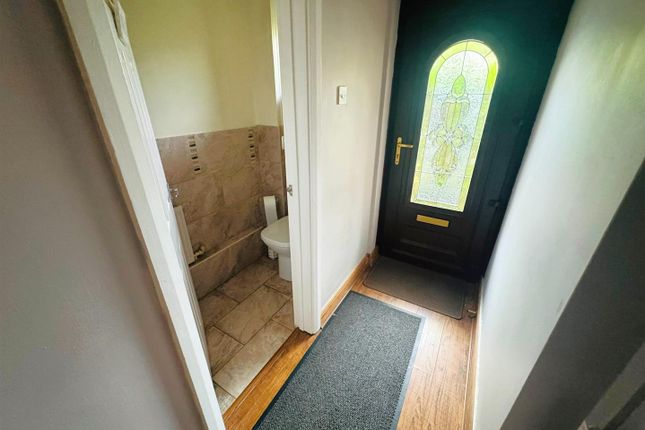 31, Llys Cilsaig, Llanelli photo 2