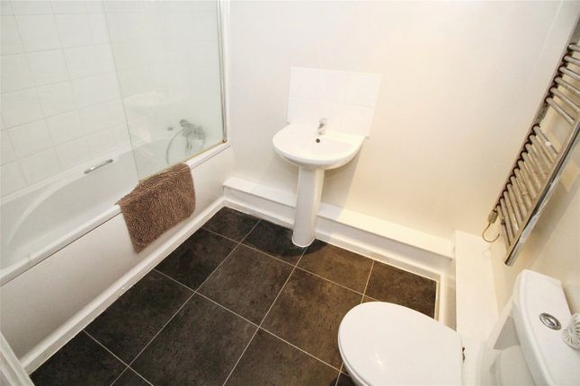 Flat for sale in Palgrave Road, Bedford, Bedfordshire