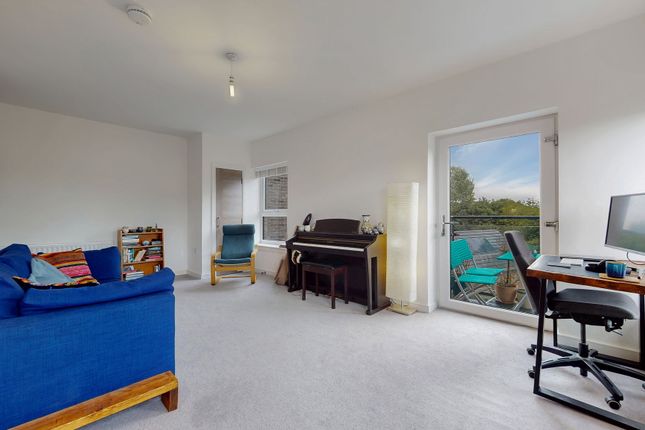 3/3, 2, Riverford Court, Glasgow photo 3