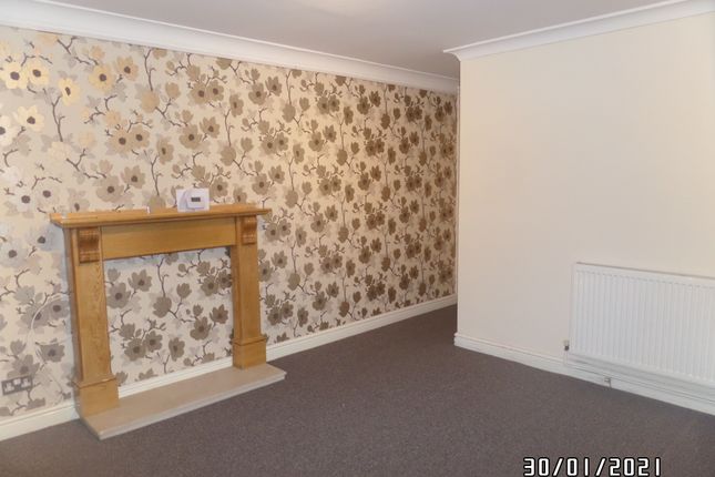 38, Warren Close, Tipton photo 2