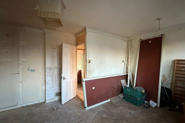 354B, Kingston Road, Epsom photo 2