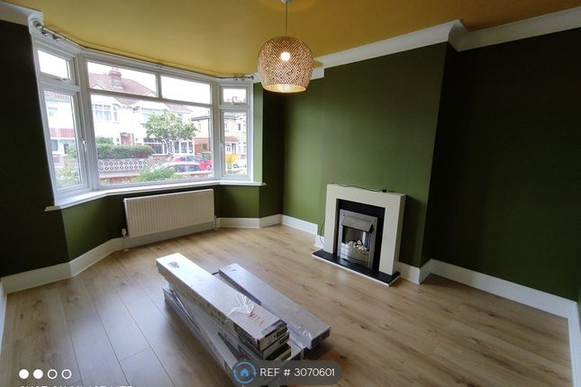 Prince Of Wales Avenue, Southampton photo 3