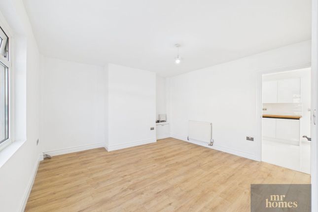 34, Meredith Road, Cardiff photo 3