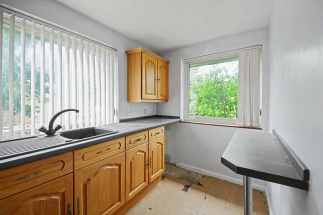 134, Copenhagen Close, Luton photo 5