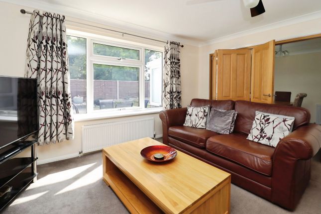 6, Thornton Crescent, Horncastle photo 3