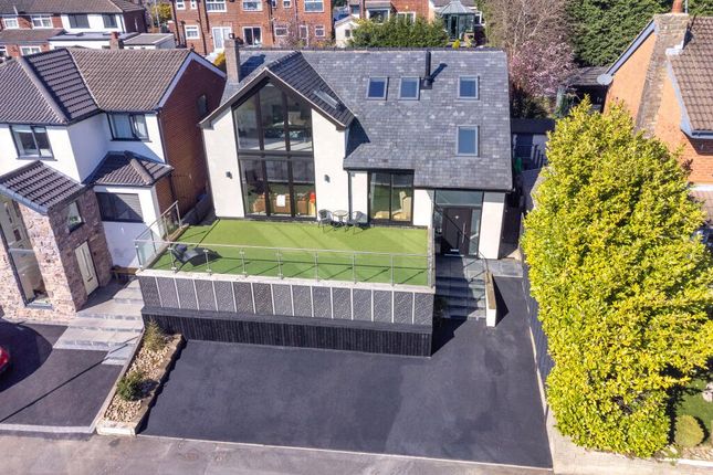 87, Kingsley Close, Greater Manchester photo 2