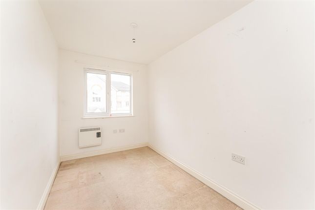Flat 5 Spectrum House, 78 Tysoe Avenue, Enfield photo 4