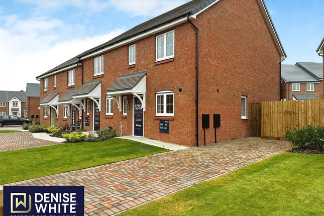 Town house for sale in Oakamoor Road, Cheadle, Staffordshire