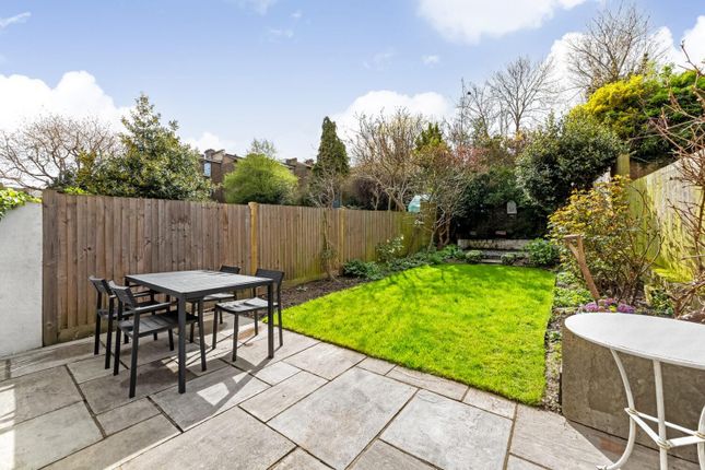 Flat for sale in Camden Hill Road, Crystal Palace, London