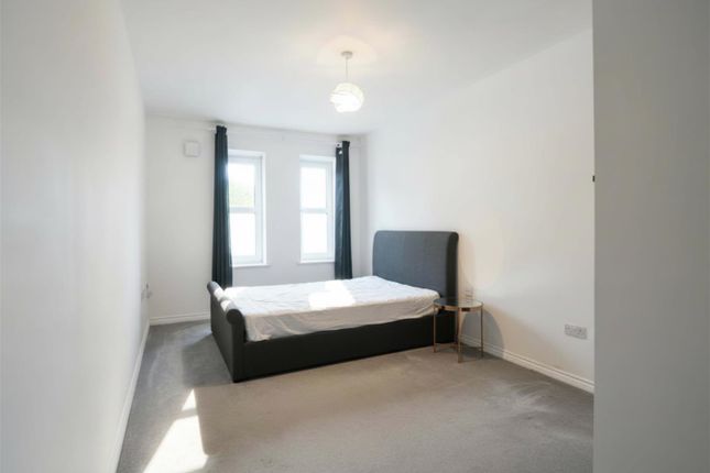 Apartment 22, The Archway, Little Hallfield Road, York photo 4