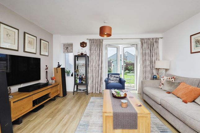 18, Birch Road, Polegate photo 2