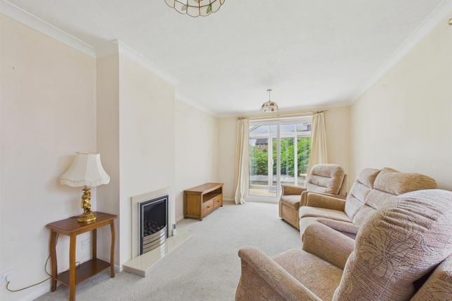 5, Eastabrook Close, Malvern photo 2