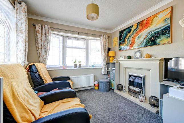 12, Beverly Court, Great Yarmouth photo 3