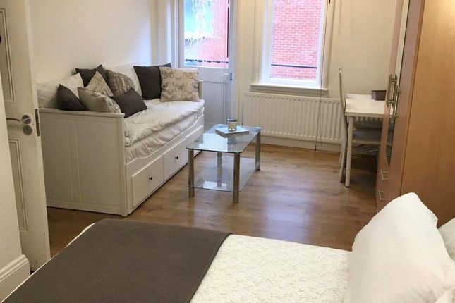 5a, 43, Marylebone Road, London photo 4