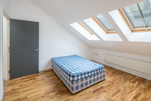 Simpson House, Somerford Grove, Dalston photo 4