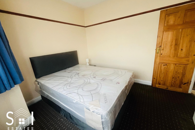 34C, Devonshire Road, Southall photo 4