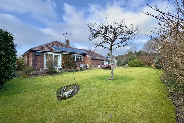 11 Glenfield Drive, Stockport photo 4
