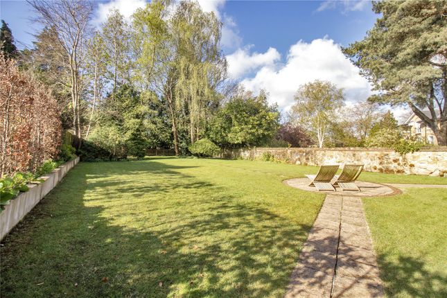 Flat for sale in Calverley Park Gardens, Tunbridge Wells, Kent