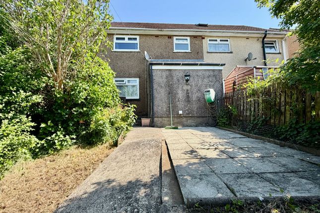 75 Fleur De Lys Avenue, Blackwood photo 4