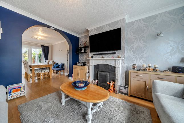 71, Ightham Road, Erith photo 3