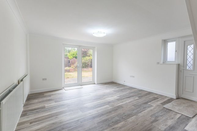 30 A, Sundridge Road, Woking photo 2