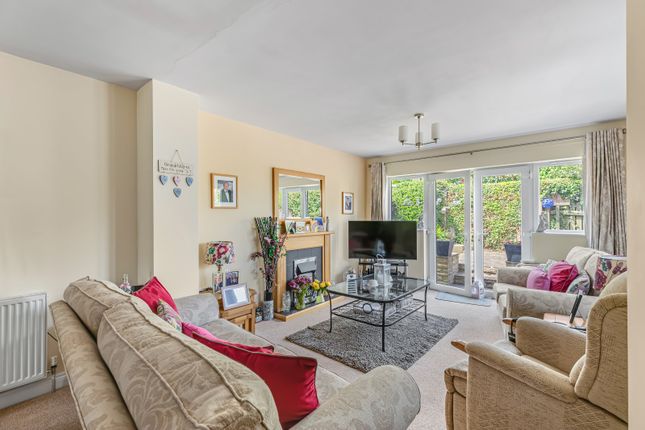 30, Browsfield Road, Ilkley photo 2