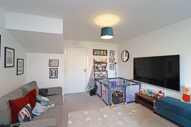 8, Orson Walk, Hadleigh photo 2