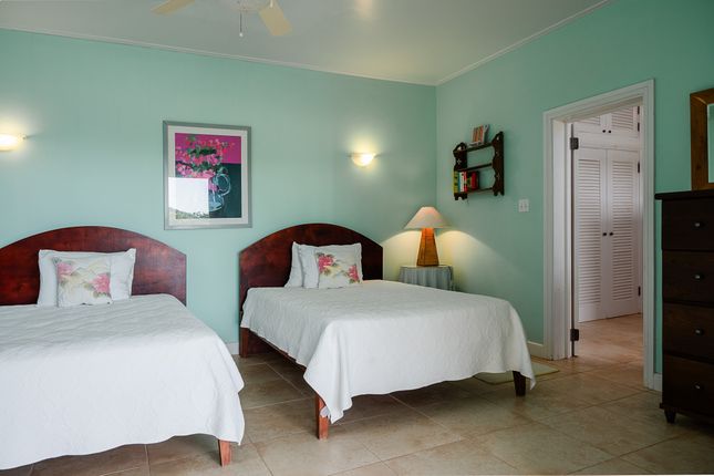 Villa for sale in Saddle Hill View, Montpelier Estate, Nevis