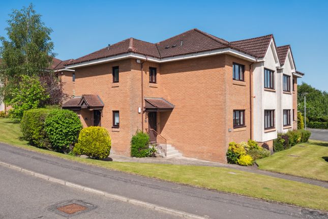 Thumbnail Flat to rent in Canberra Court, Giffnock, East Ren