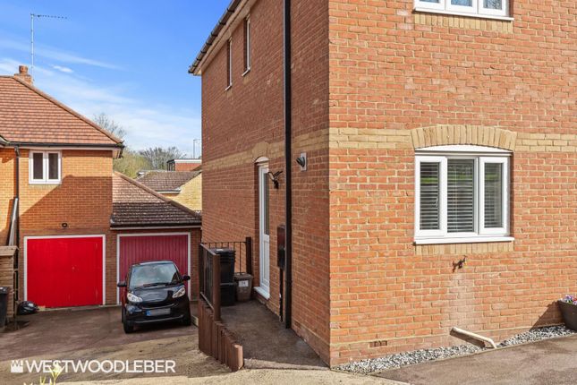 Detached house for sale in Kennedy Avenue, Hoddesdon