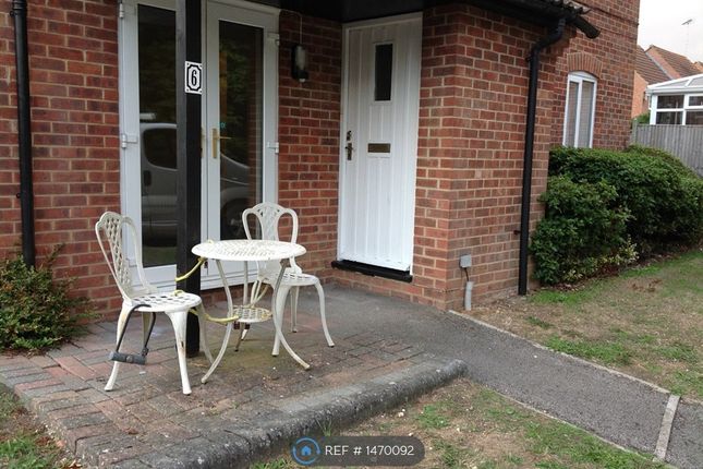 2 bed maisonette to rent in Freemans Close, Hungerford RG17