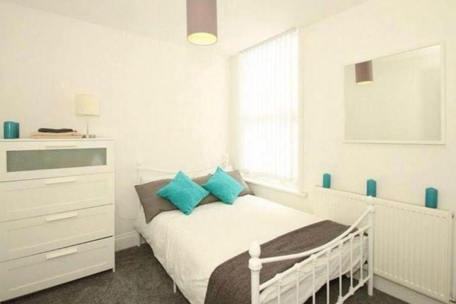 Terraced house to rent in Birchdale Road, London