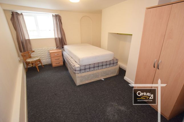 Flat to rent in |Ref: R153697|, Canute Road, Southampton