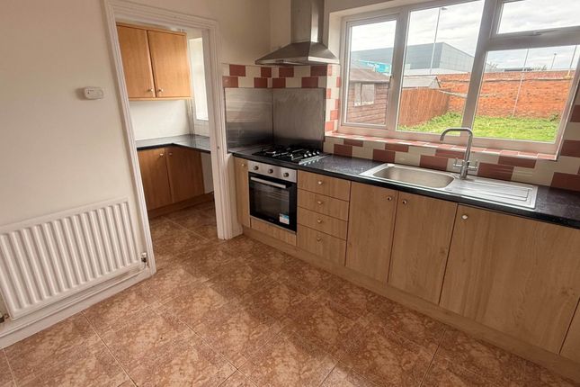 77, Swithland Avenue, Leicester photo 5