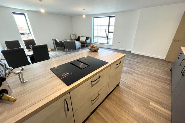 Flat for sale in Bowlinger Court, Queen Street