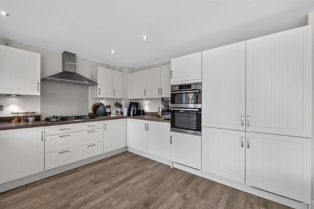 20, Peregrine Road, Wixams photo 3