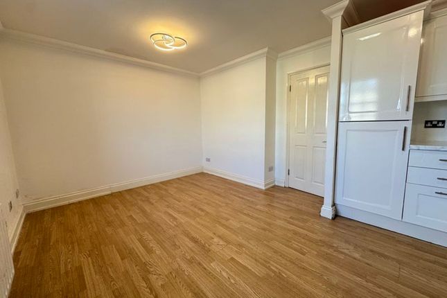 Flat 2, 40 Upper Gardner Street, Brighton, Brighton photo 2