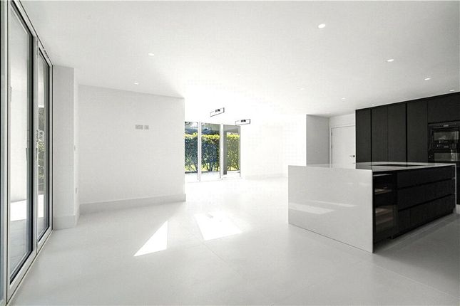 Reception/Kitchen
