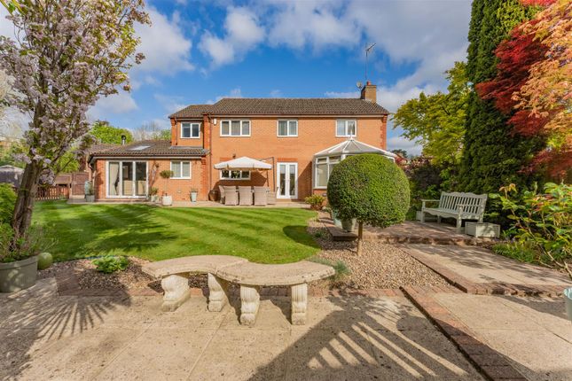 12, Beech Close, Kettering photo 4