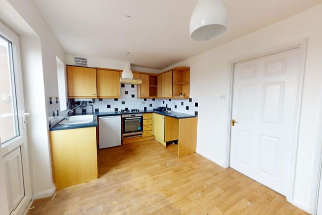 3 bed semi-detached house to rent in The Parks, Portslade, Brighton ...