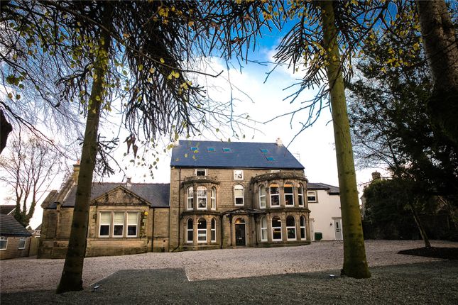 Buxton Manor