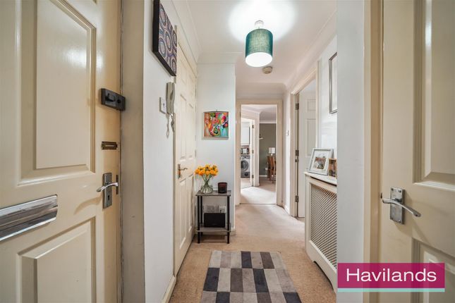Flat 5, 1, Avon House, Sydenham Avenue, N21 photo 2