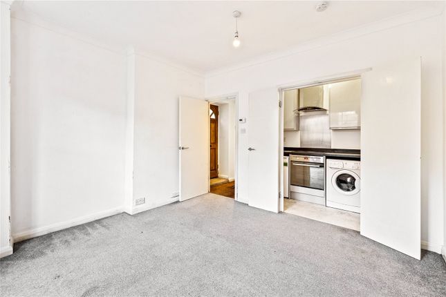 Flat for sale in Leopold Road, Brighton, East Sussex