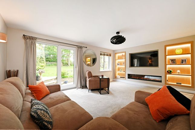 10, Stonewood Grove, Sheffield photo 2