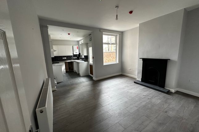Room 3, 138, Duncan Road, Duncan Road photo 2
