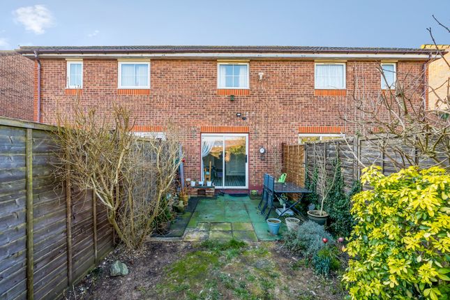 Terraced house for sale in Eindhoven Close, Carshalton