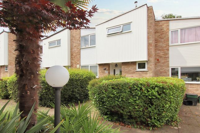 Thumbnail Terraced house for sale in Templeton Court, Radnor Walk, Shirley