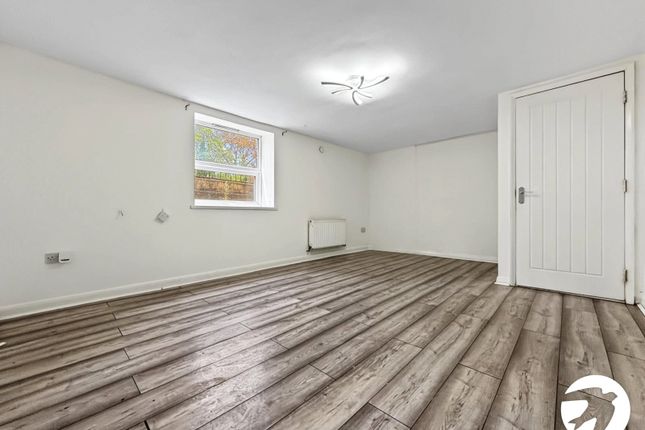 Flat 4, 145, Marlborough Road, Kent photo 4
